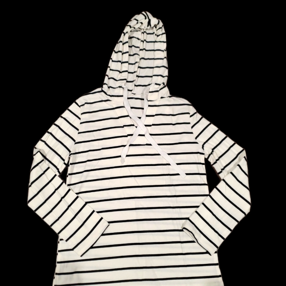 Hoodie long sleeve shirt